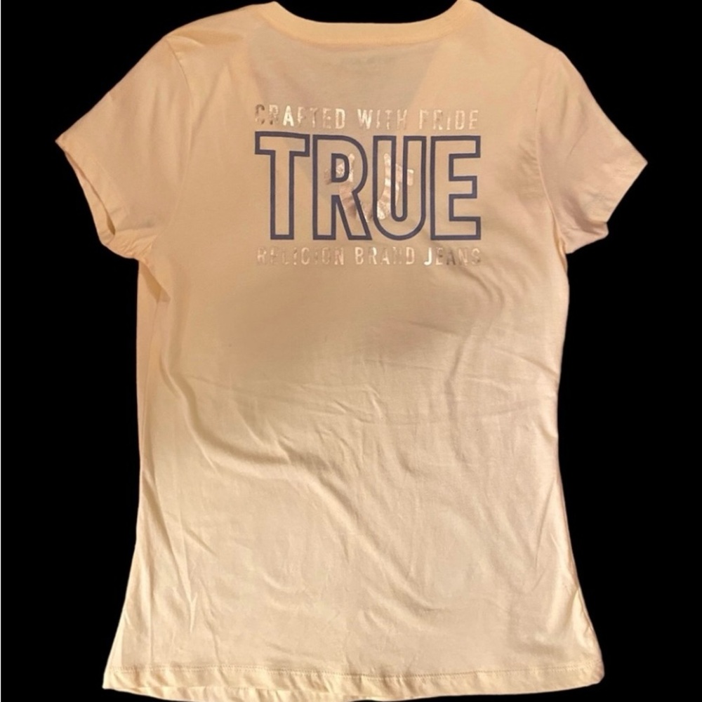 True Religion Women’s Tee - Size Medium Yellow - Picture 3 of 4